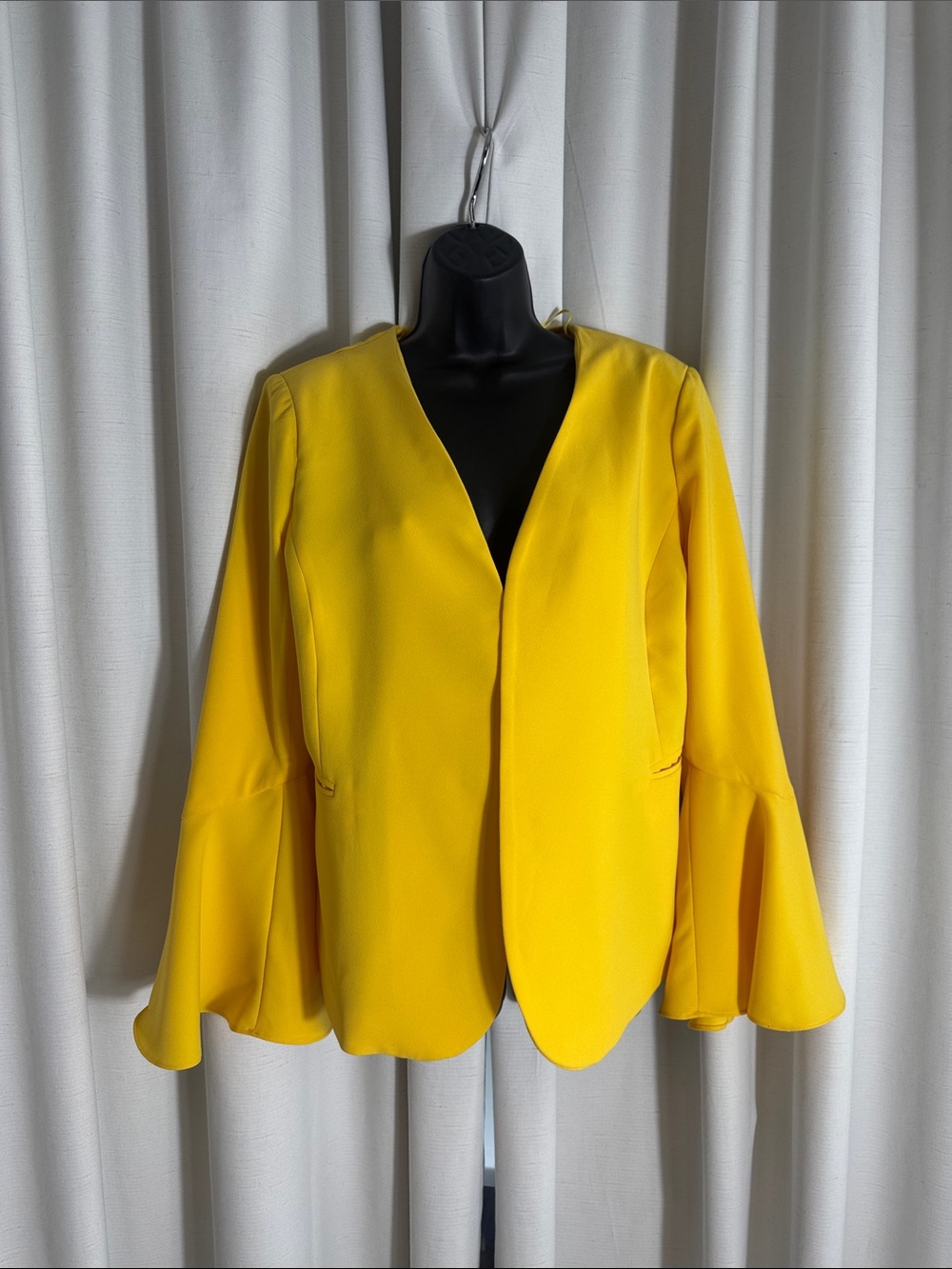 Philosophy Women’s Yellow Bell Sleeve Blazer Open Front Jacket Size 8 - Picture 5 of 13